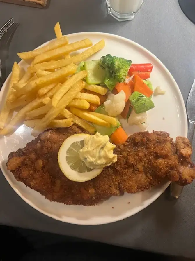 La Fourmi Restaurant Konak - İzmir Mekan Rehberi