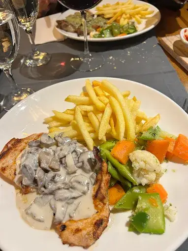 La Fourmi Restaurant Konak fotoğraf 2 - İzmir Mekan Rehberi