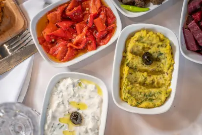 Lal Bostanlı - İzmir Mekan Rehberi