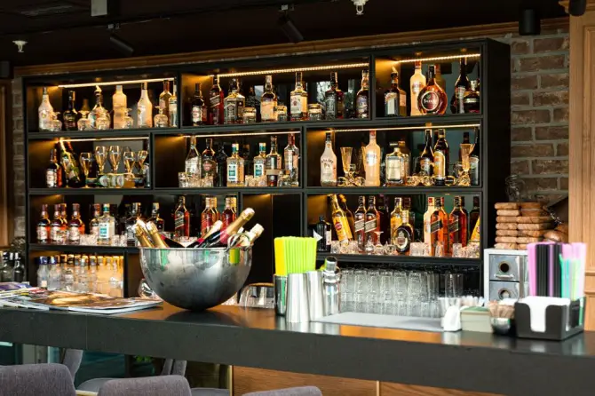 L'aura Kitchen & Bar - İzmir Mekan Rehberi