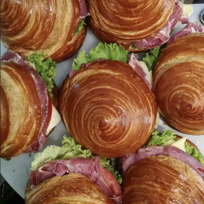 Leone Patisserie & Boulangerie Alsancak fotoğraf 2 - İzmir Mekan Rehberi