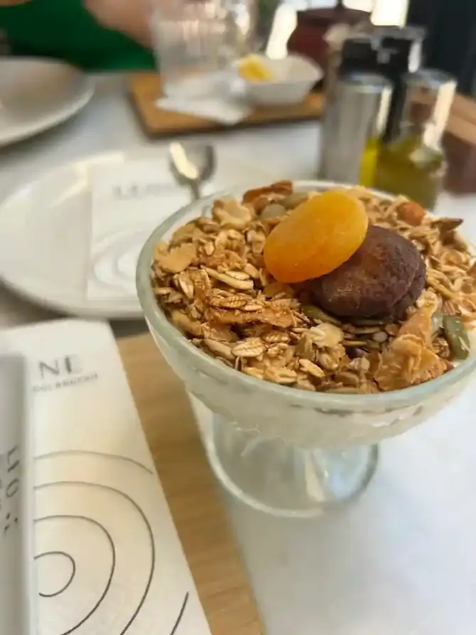 Léone Patisserie & Boulangerie URLA - İzmir Mekan Rehberi