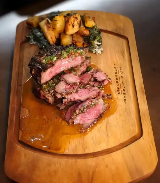 Lezzet Steakhouse - İzmir Mekan Rehberi