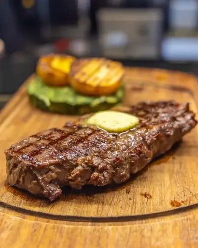 Lezz-Et Steakhouse fotoğraf 2 - İzmir Mekan Rehberi