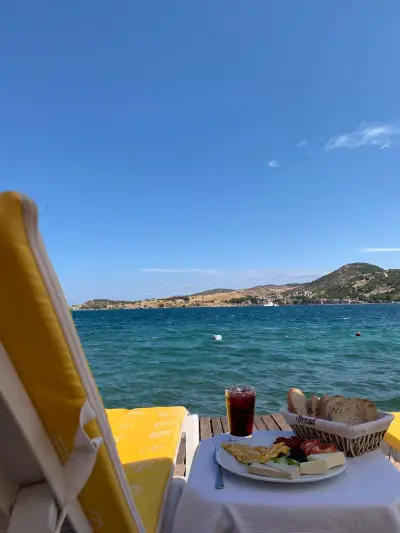 Lighthouse Beach Phokaia fotoğraf 5 - İzmir Mekan Rehberi