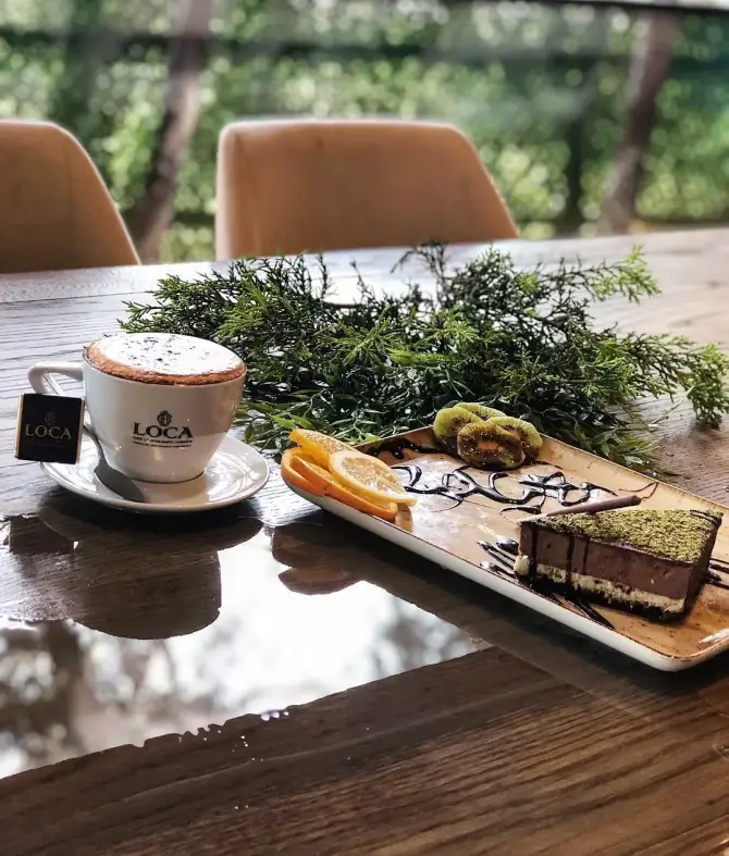 Loca Cafe Restaurant Nargile - İzmir Mekan Rehberi