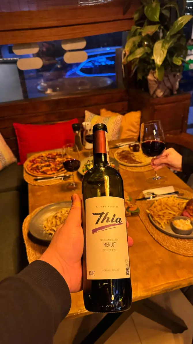 Logos Winehouse - İzmir Mekan Rehberi
