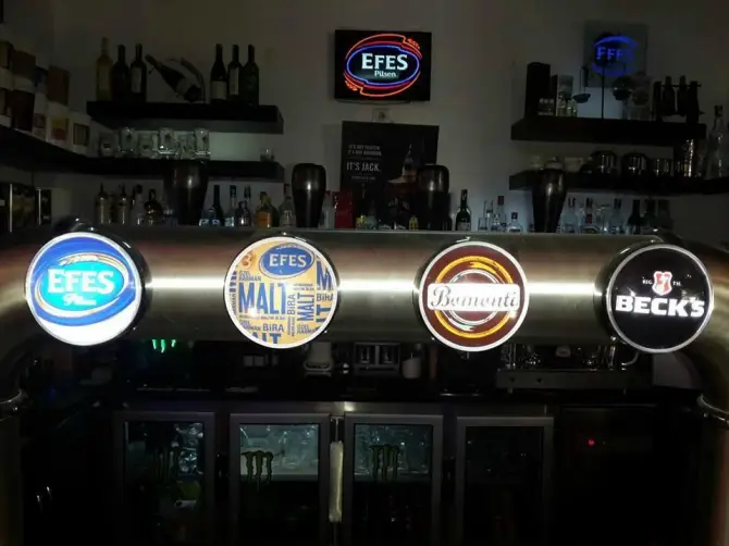 Lost Cafe & Restaurant - İzmir Mekan Rehberi