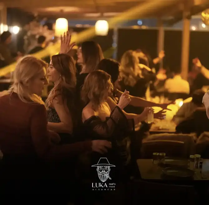 Luka Roof Bornova - İzmir Mekan Rehberi
