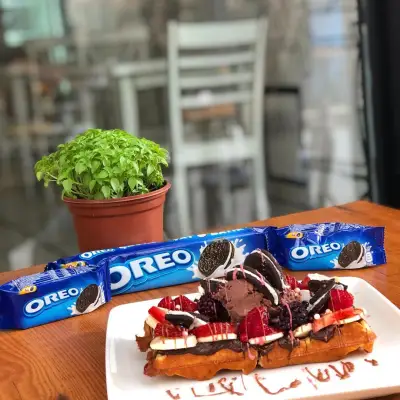 Lush Bakery & Coffee fotoğraf 2 - İzmir Mekan Rehberi