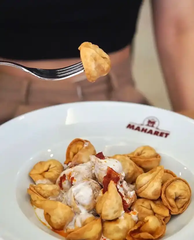 Maharet Mantı Bayraklı - İzmir Mekan Rehberi