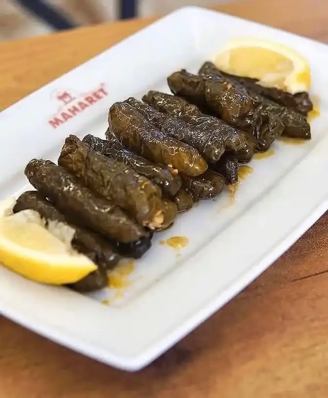 Maharet Mantı Bayraklı - İzmir Mekan Rehberi