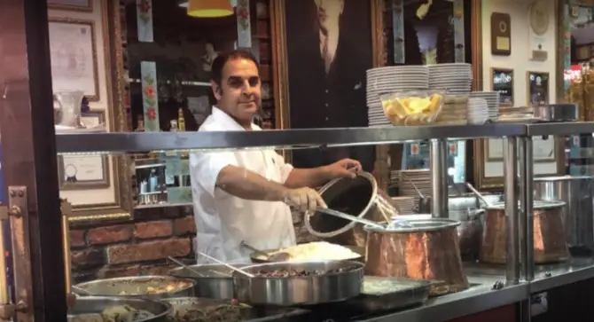 Mahmut Usta Esnaf Lokantası - İzmir Mekan Rehberi