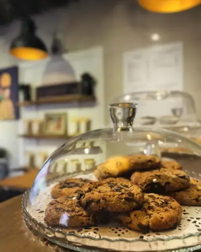 Maia Coffee House fotoğraf 2 - İzmir Mekan Rehberi