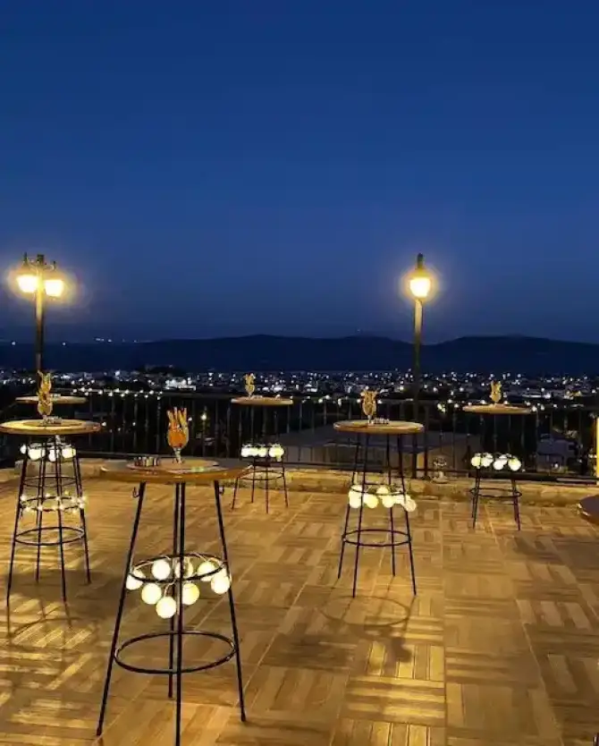 Mardavana Restaurant & Cafe - İzmir Mekan Rehberi