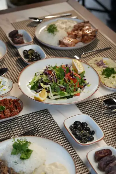 Mavera Lounge Buca fotoğraf 4 - İzmir Mekan Rehberi
