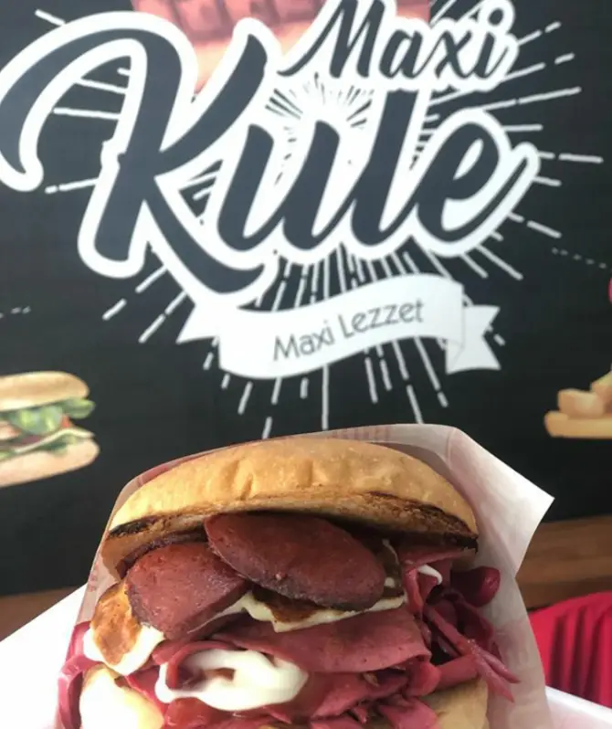Maxi Kule Sandwich & Fast Food - İzmir Mekan Rehberi