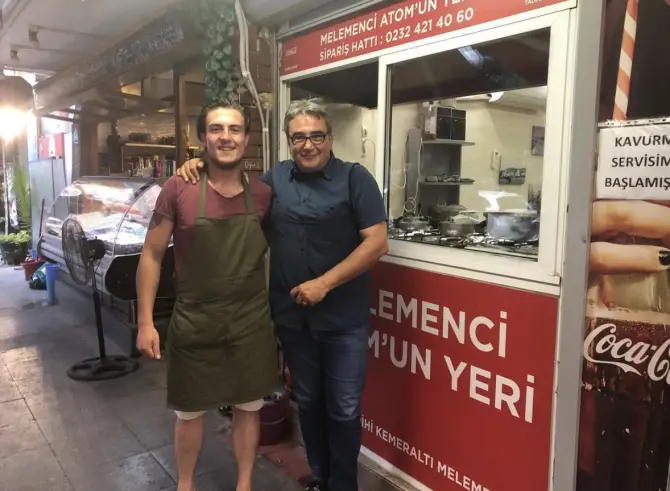 Menemenci Atom'un Yeri - İzmir Mekan Rehberi