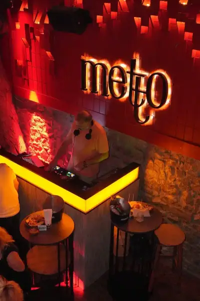 Metto Alsancak fotoğraf 3 - İzmir Mekan Rehberi