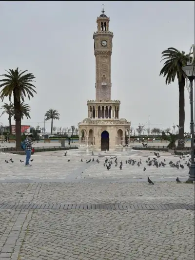 Konak Meydan Dönercisi - İzmir Mekan Rehberi