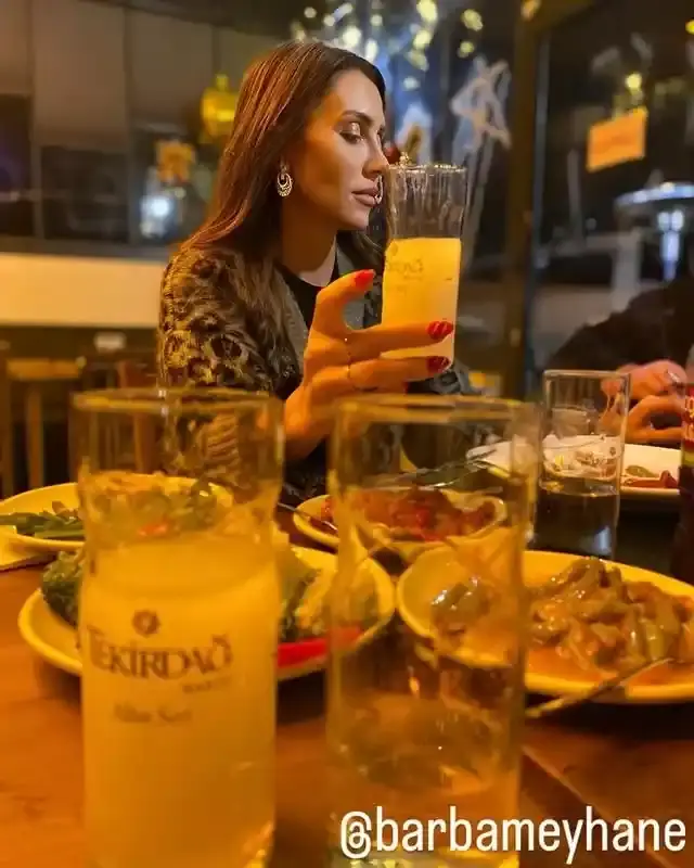 Meyhane Barba - İzmir Mekan Rehberi