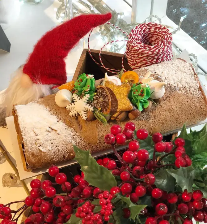 Mia Co. Cakes & Bakery  - İzmir Mekan Rehberi