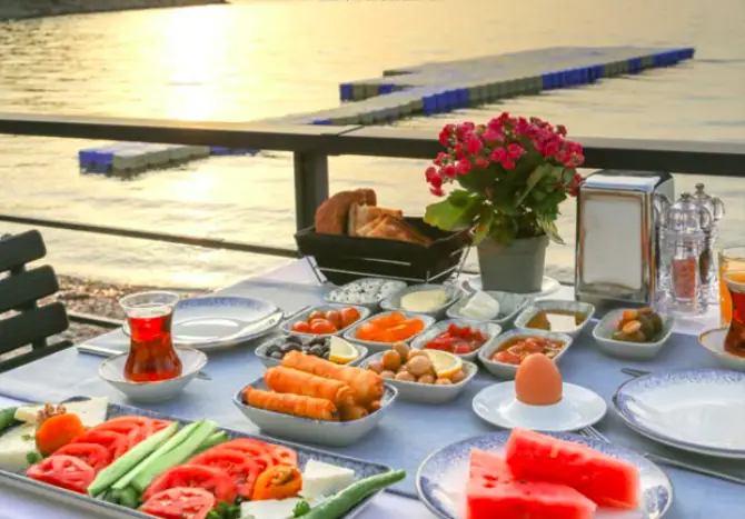 Casa Mimosa Restoran - İzmir Mekan Rehberi