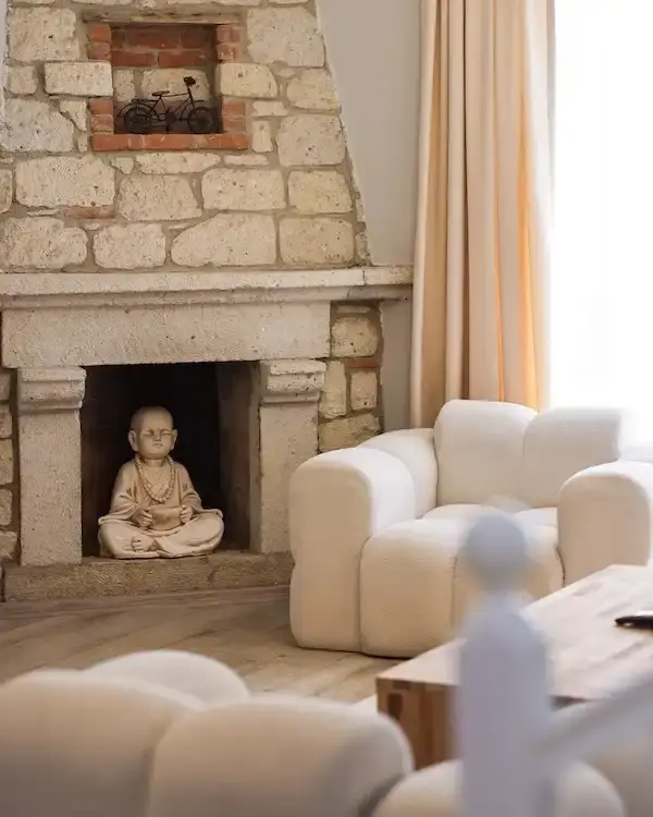 Moff Alaçatı Hotel - İzmir Mekan Rehberi