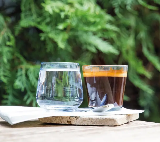 More Coffee & Tea - İzmir Mekan Rehberi