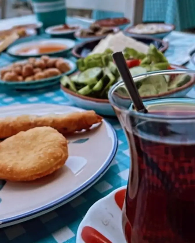 Moresi Girit Mutfağı - İzmir Mekan Rehberi