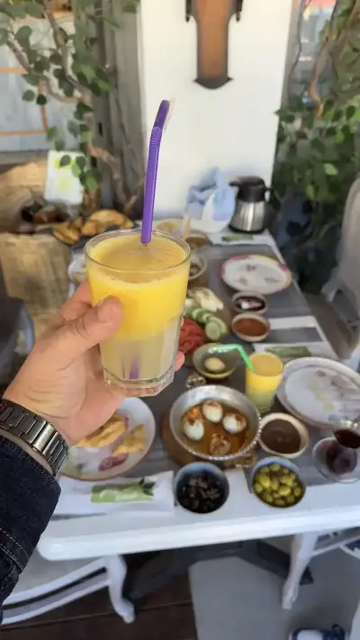 bremori göçmen kahvaltısı portakal suyu