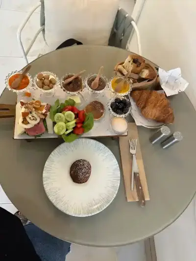 Morn Patisserie Bornova fotoğraf 2 - İzmir Mekan Rehberi