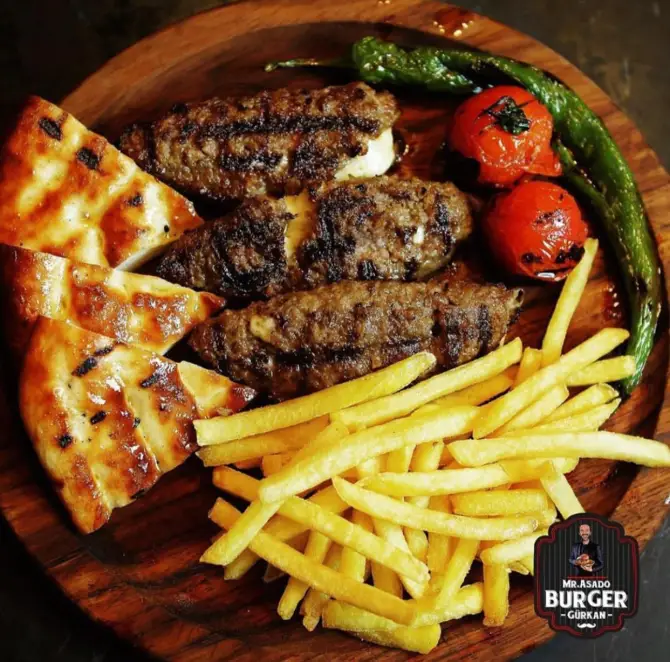 Mr.Asado Burger  - İzmir Mekan Rehberi
