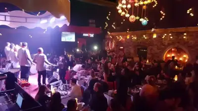 Mumlu Meyhane - İzmir Mekan Rehberi