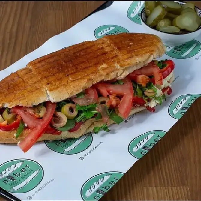 Naber Tost Kahve Bostanlı - İzmir Mekan Rehberi