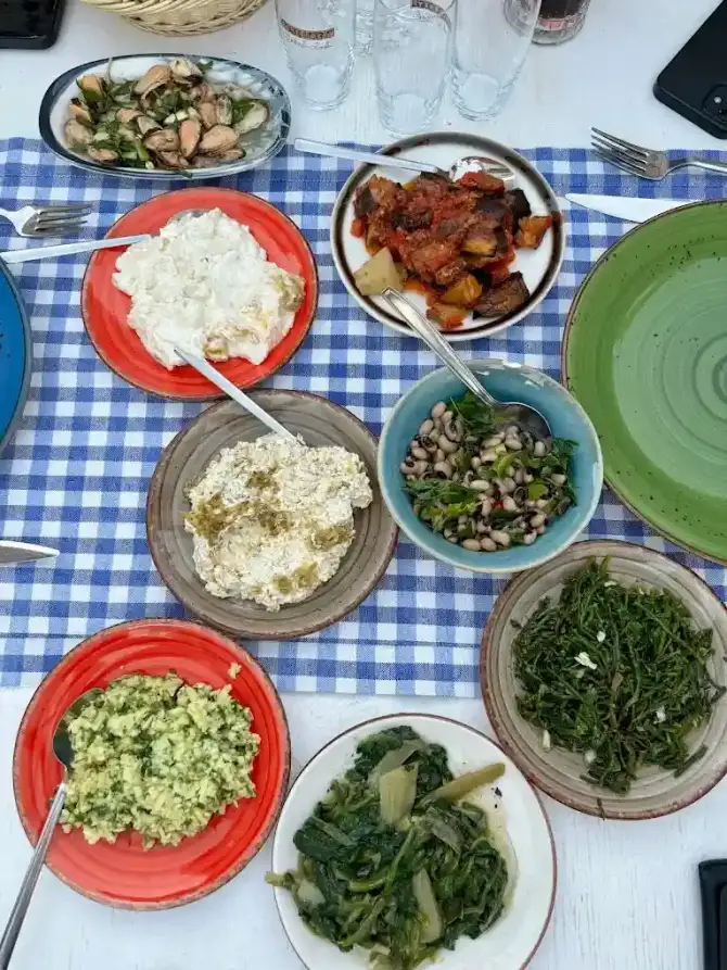 Mezze's Nanai Alaçatı - İzmir Mekan Rehberi