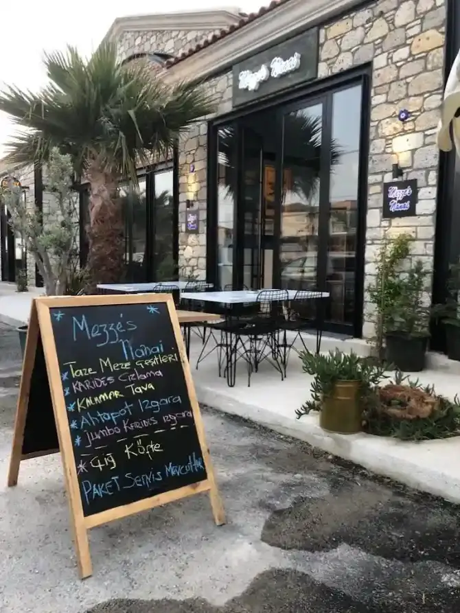 Mezze's Nanai Alaçatı - İzmir Mekan Rehberi