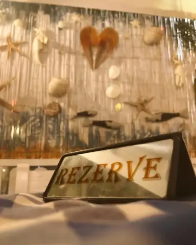 Sığacık Nena Balık & Meze Restoran - İzmir Mekan Rehberi