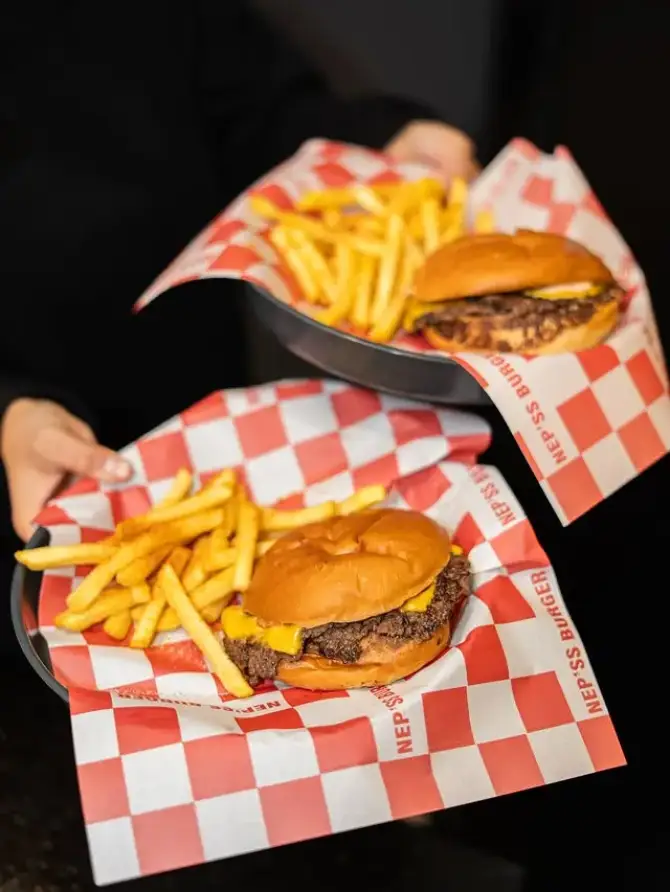 Nep'ss Burger - İzmir Mekan Rehberi