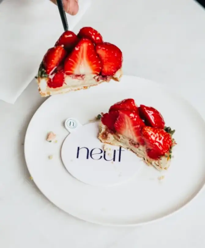 Neuf Patisserie & Boulangerie - İzmir Mekan Rehberi