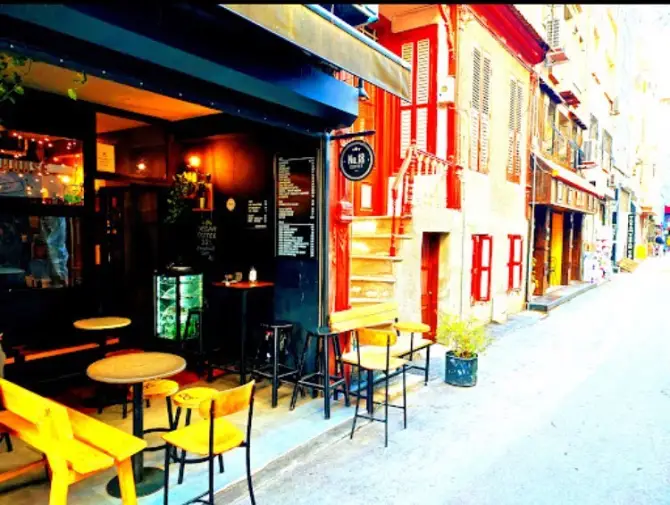 No.18 Coffee - İzmir Mekan Rehberi
