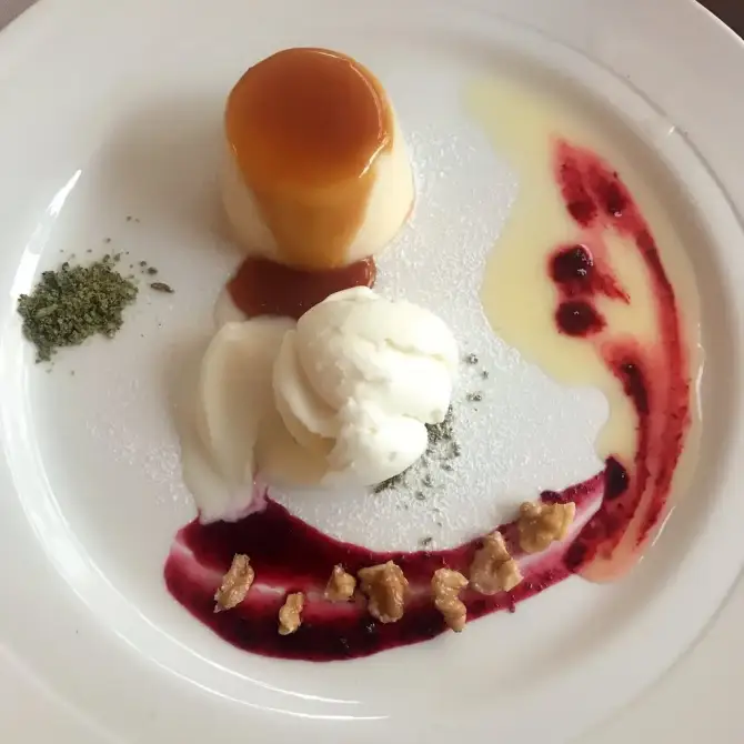 Noches Restaurant Bar - İzmir Mekan Rehberi