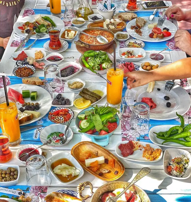 Noni's House - İzmir Mekan Rehberi