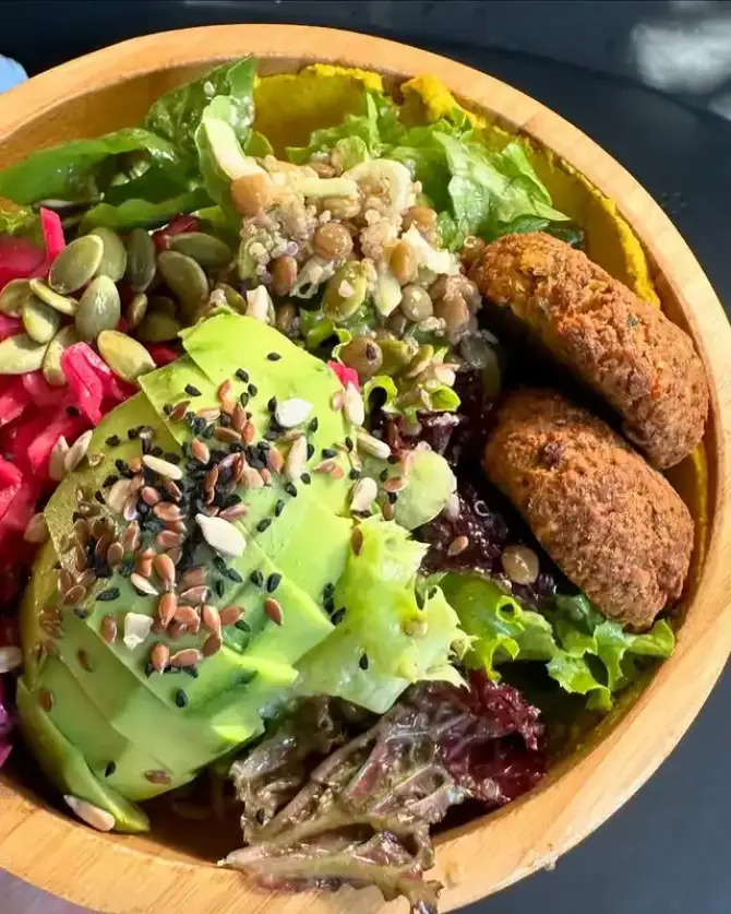 Noon Good Food - İzmir Mekan Rehberi