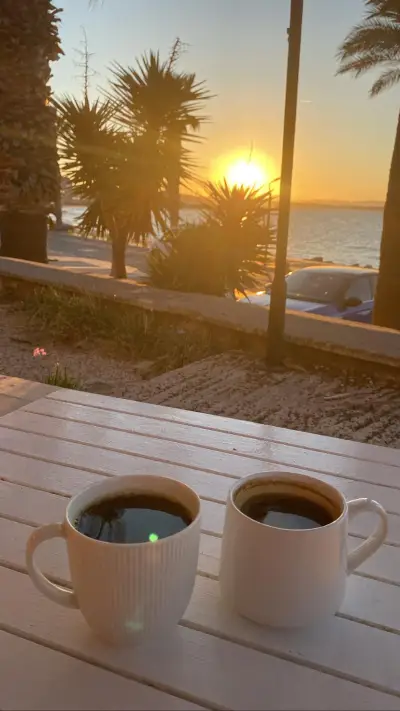 Novo Cafe & Snacks fotoğraf 3 - İzmir Mekan Rehberi