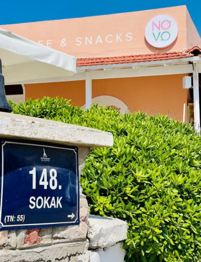 Novo Cafe & Snacks - İzmir Mekan Rehberi