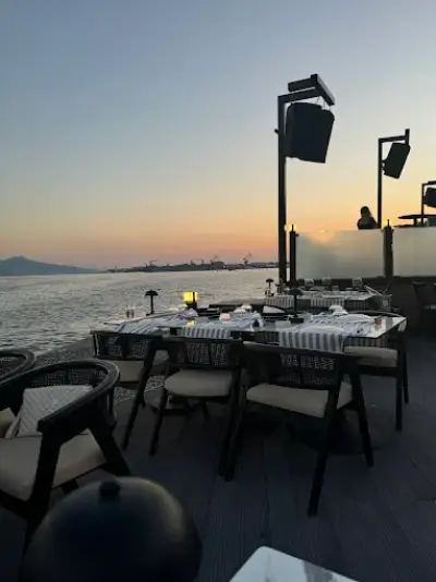 Ocaso Yalı - İzmir Mekan Rehberi