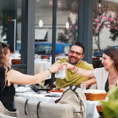 Olta Balık Bostanlı Restoran fotoğraf 10 - İzmir Mekan Rehberi