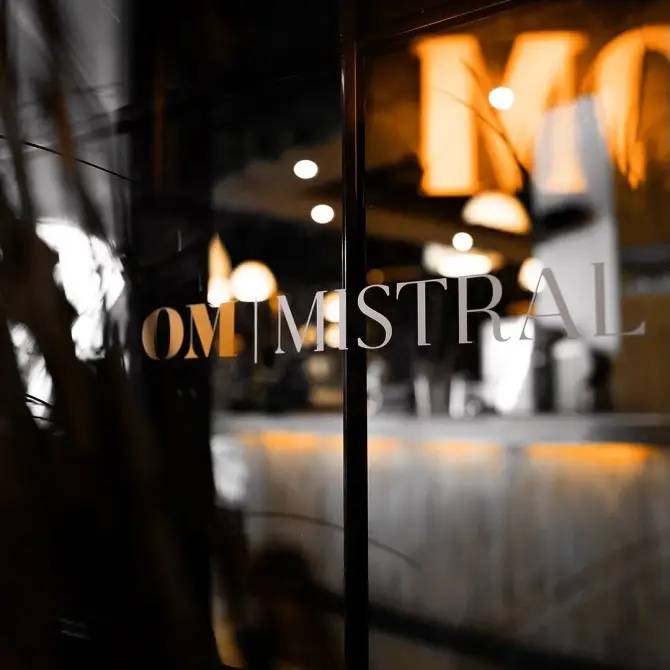 Om Mistral - İzmir Mekan Rehberi