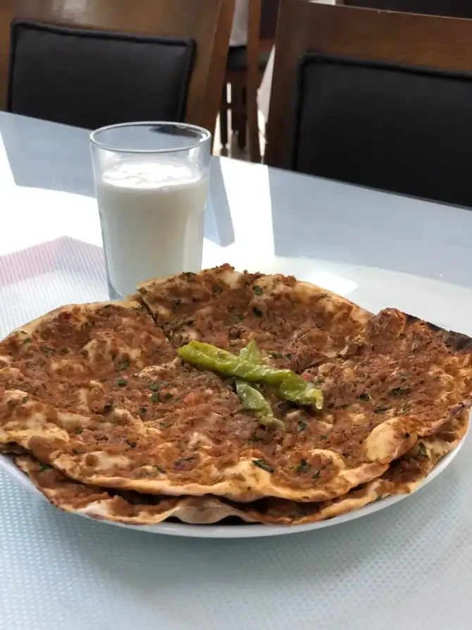 Bursalı Orhan Ustanın Yeri - İzmir Mekan Rehberi